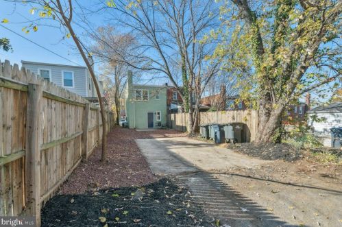 1187 46th Pl, Washington DC  20019-4939 exterior