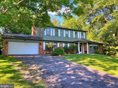 14916 Flintstone Ln, Silver Spring, MD 20905-5827