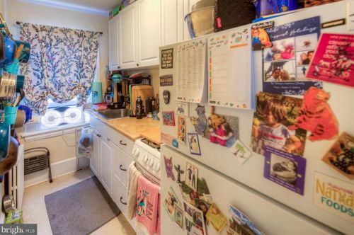 412 Delaware St, New Castle DE 19720-5045 exterior