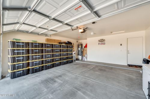 5623 27 Dr, Phoenix AZ 85053-1725 exterior