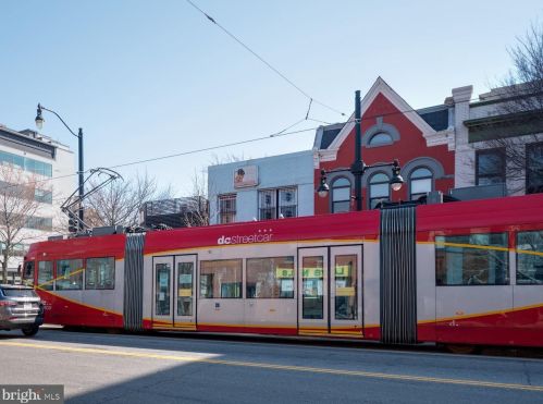 812 11 St, Washington DC 20002-3739 exterior