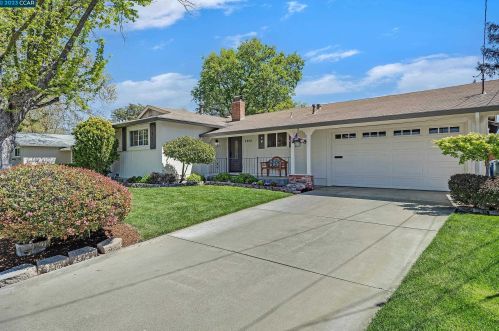3990 Newcastle Rd, Concord, CA 94519-1221