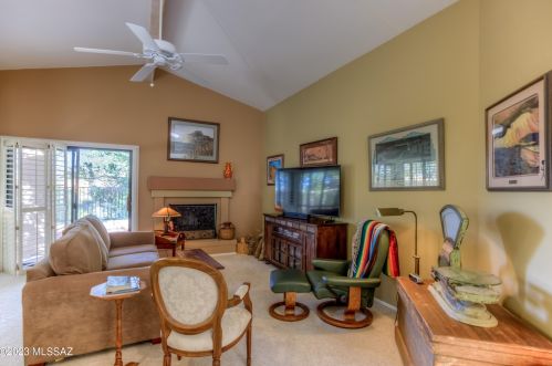 4539 Red Mesa Dr, Tucson AZ  85718-3562 exterior