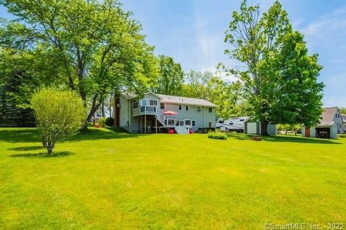 54 Kibbe Rd, Ellington CT 06029-2511 exterior