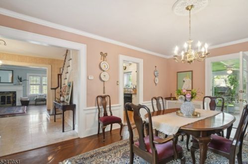 13 Cres, Maplewood NJ 07040-2708 exterior