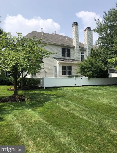 1720 Rockcress Dr, Jamison PA 18929-1647 exterior