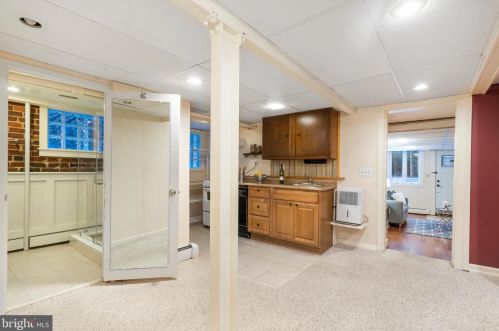 3708 Massachusetts Ave, Washington DC 20016-5812 exterior