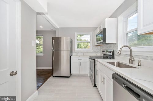 4 Hamilton Ave, Silver Spring MD  20901-3411 exterior