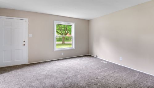 2107 Belmont Ave, Joliet IL 60432-2207 exterior