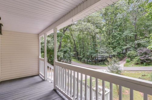 4054 Skyline Dr, Gainesville GA 30501-7662 exterior