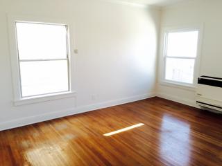 3309 Motor Ave, Los Angeles CA  90034-3761 exterior