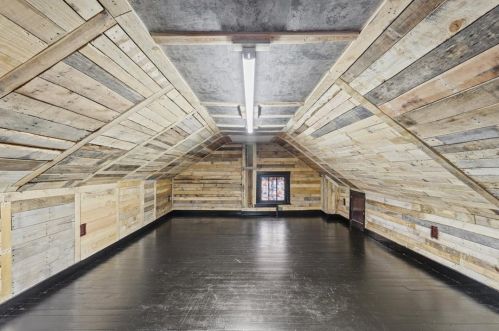 10 Amherst Ave, Pittsburgh PA 15229-1536 exterior