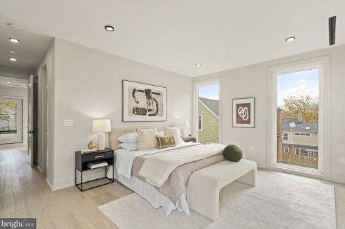 5416 Nevada Ave, Washington DC  20015-1728 exterior