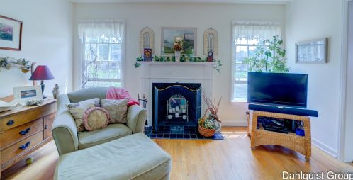 806 Moulton Ave, Meskegon MI 49445-2921 exterior