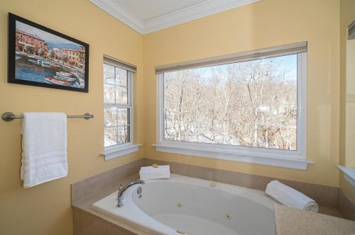 1039 Barberry Ln, Saint Louis MO 63122-5113 exterior