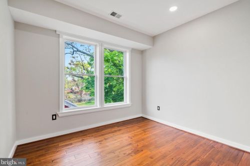 2216 30th St, Washington DC  20020-3369 exterior