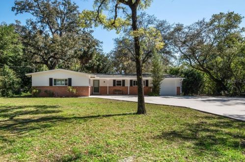 12403 53rd St, Tampa, FL 33617-1451