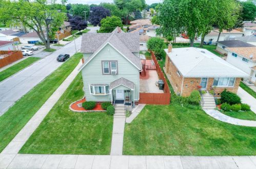 1000 8 Ave, Broadview IL 60153-1903 exterior