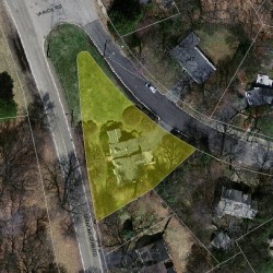164 Quinobequin Rd, Newton MA 02468-1815 aerial view