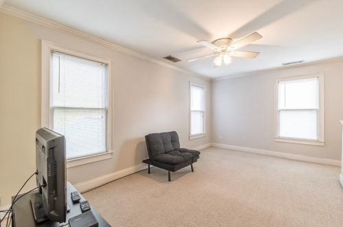 1758 Marietta Rd, Atlanta GA 30318-2735 exterior