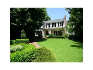 2963 Habersham Rd, Atlanta GA  30305-2847 exterior