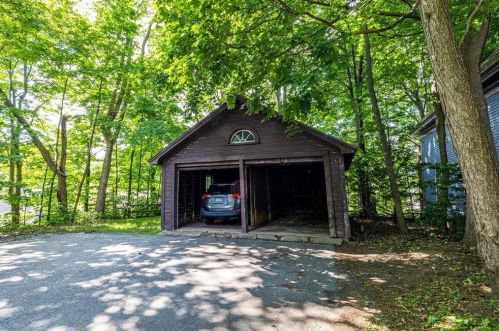 80 Centre St, Concord, NH 03301-4141