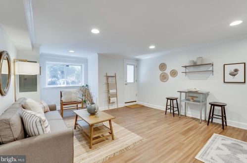 145 U St, Washington DC 20001-2338 exterior