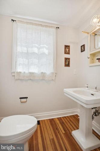 305 North St, Easton MD 21601-3613 exterior