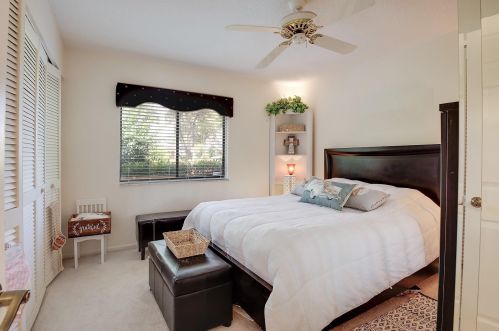 2414 30 Rd, Boca Raton FL 33431-6370 exterior