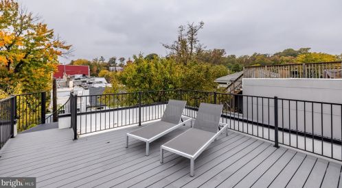 1818 37th St, Washington DC  20007-2238 exterior