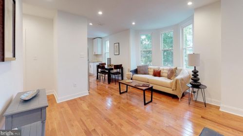 1900 19 St, Philadelphia PA 19145-1440 exterior