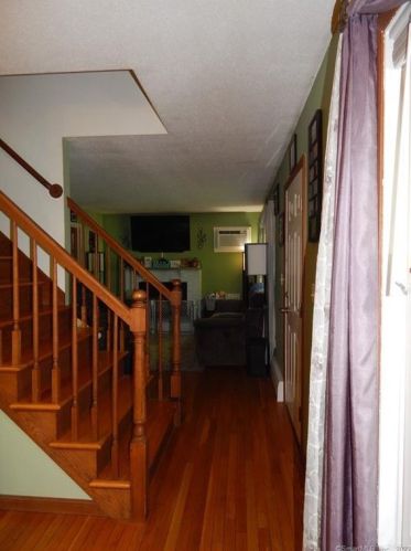 75 Bush Hl Rd, Exeter CT 06249-1210 exterior