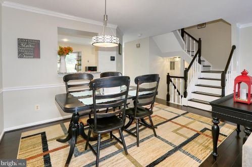 5324 Buxton Ct, Alexandria VA 22315-4761 exterior