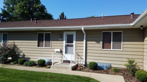 5168 Green Meadow Rd, Kalamazoo, MI 49009-1256