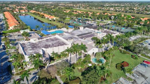 9679 Harbour Lk Cir, Boynton Beach FL 33437-3812 exterior