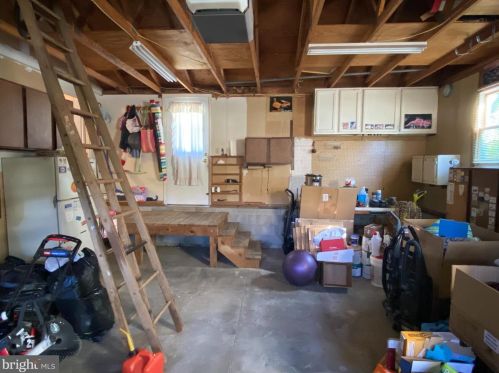 76 Gardenia Dr, Hanover PA 17331-3454 exterior