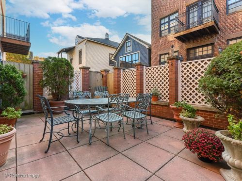 1738 Sedgwick St, Chicago IL 60614-4619 exterior