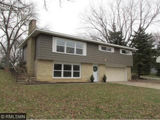 2125 Sapphire Ln, Saint Paul, MN 55122-2817