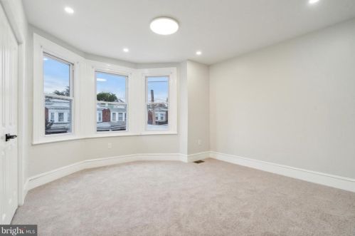 5920 Ellsworth St, Philadelphia PA 19146-2828 exterior