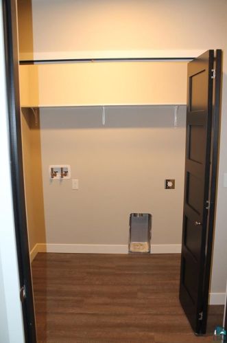 3631 London Rd, Duluth MN 55812-2125 exterior