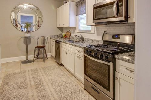 1837 Dorsey Ave, Atlanta GA 30344-6823 exterior