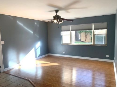 2440 111th St, Chicago, IL 60655-1344