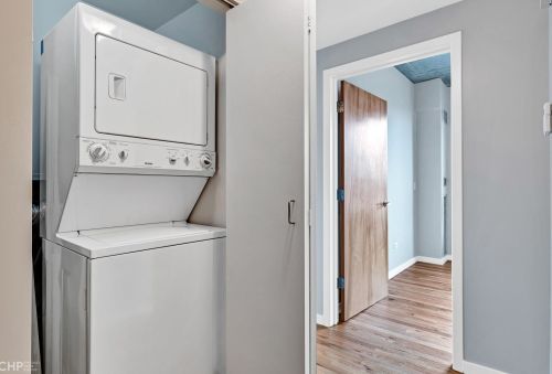 1845 Michigan Ave, Chicago IL  60616-1601 exterior