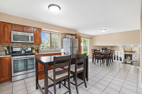 2206 Brookwood Ct, Joliet IL 60435-3309 exterior