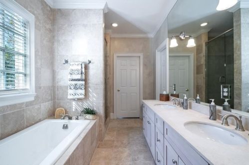 507 Danube Rd, Atlanta GA 30342-3811 exterior