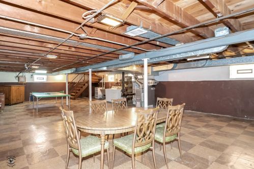 10108 Washtenaw Ave, Chicago IL 60645-3228 exterior