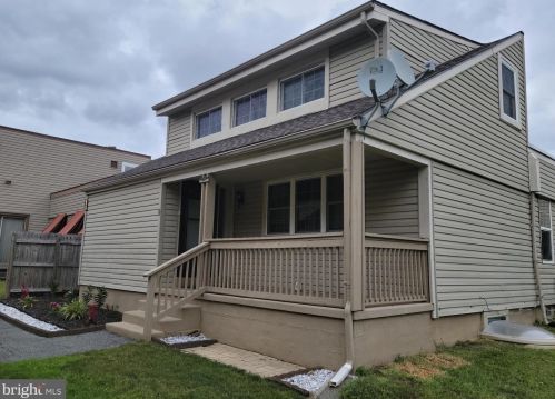 9 Marlborough Ct, New Castle, DE 19720-3909