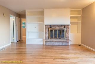 12025 64th Ave, Portland OR  97219-7028 exterior