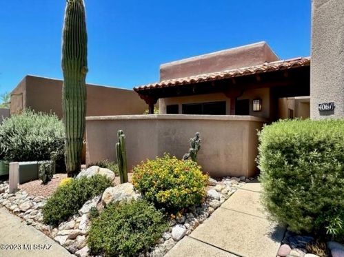 4061 Quiet Moon Dr, Tucson AZ  85718-3427 exterior