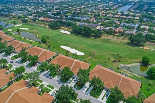 1874 Morning Sun Ln, Naples FL 34119-3321 exterior